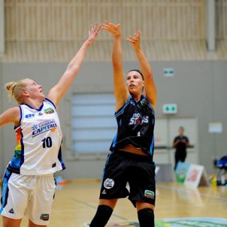 Jordan Hooper will play for the UC Capitals this WNBL season