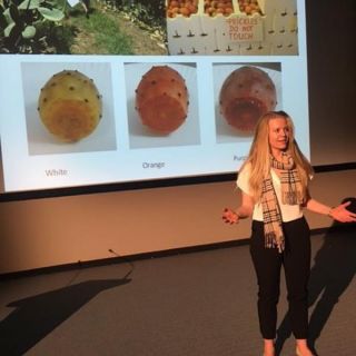 University of Canberra PhD student Caroline Gouws presented her ‘Three Minute Thesis’ at the CHARM conference